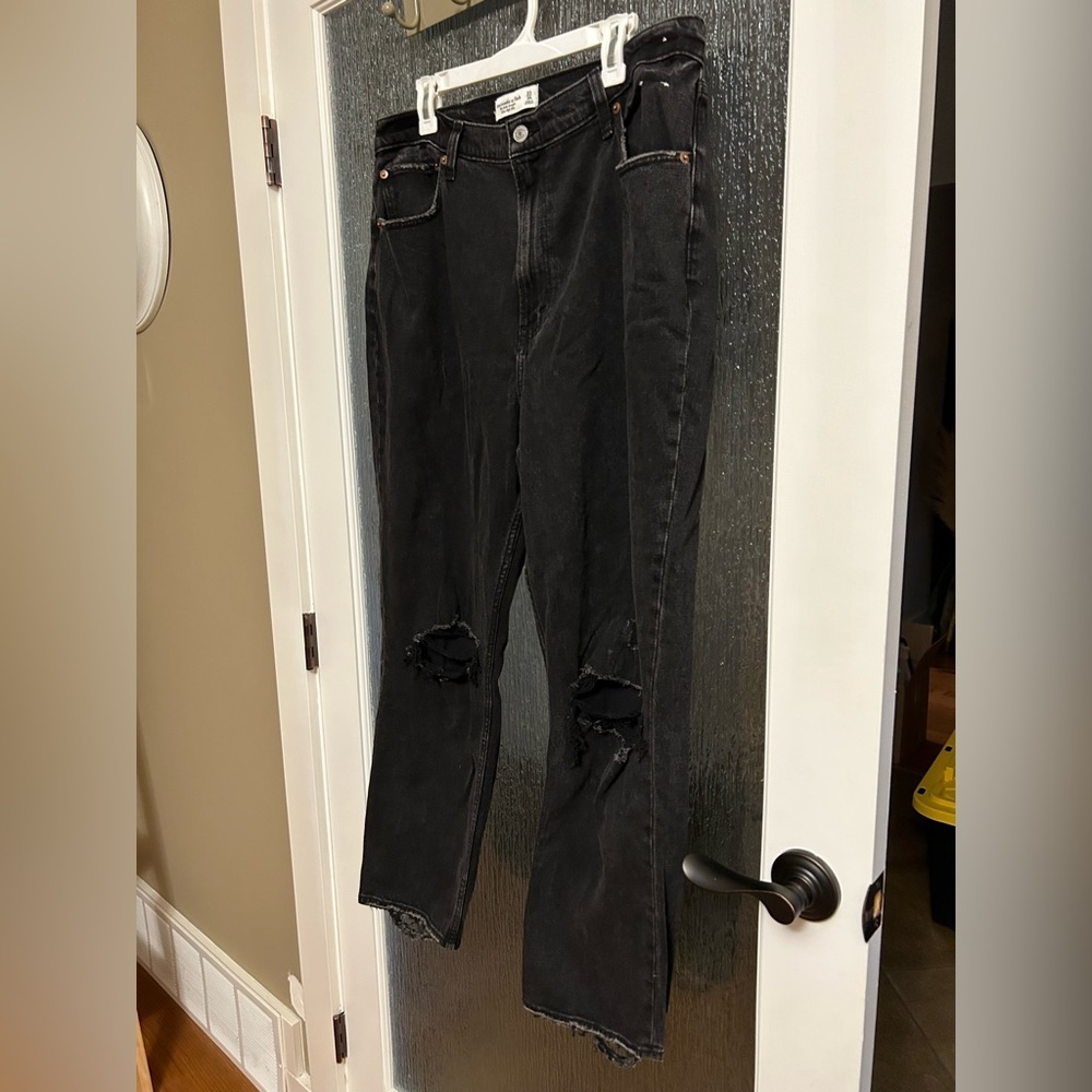NWOT Abercrombie The Ankle Straight Jeans: Ultra High Rise